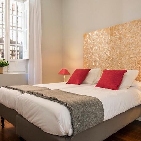 Imperial Luxury Apartment Севилья Экстерьер фото